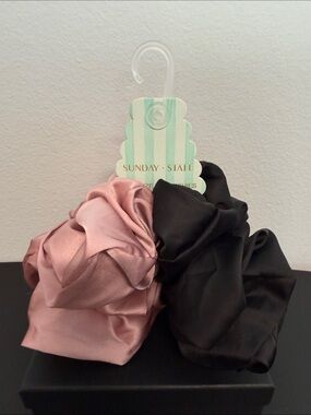 Sunday State | Extra Large Classic Black & Mauve Scrunchie Set